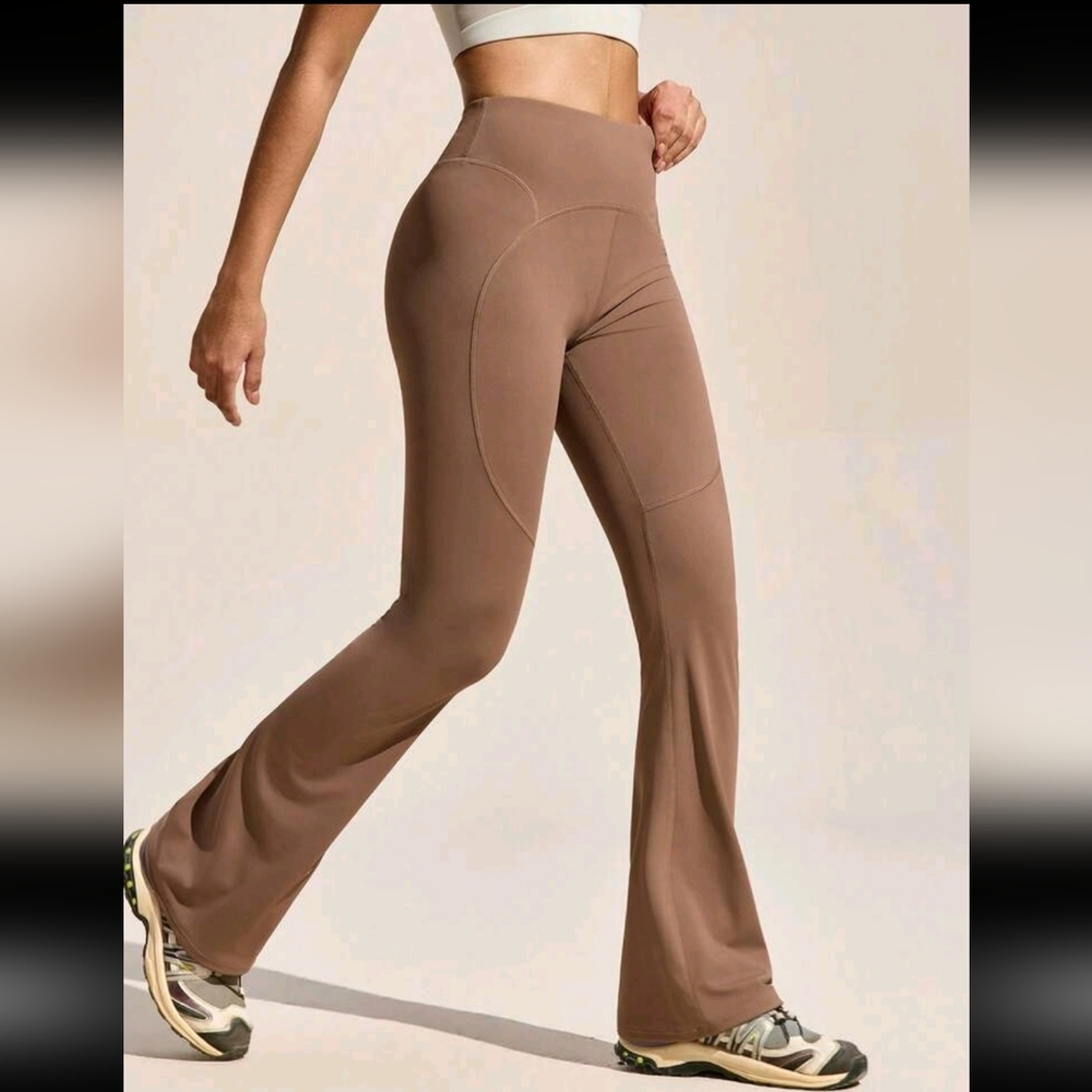 Women's High-Waisted Flare Pants - Khaki Brown